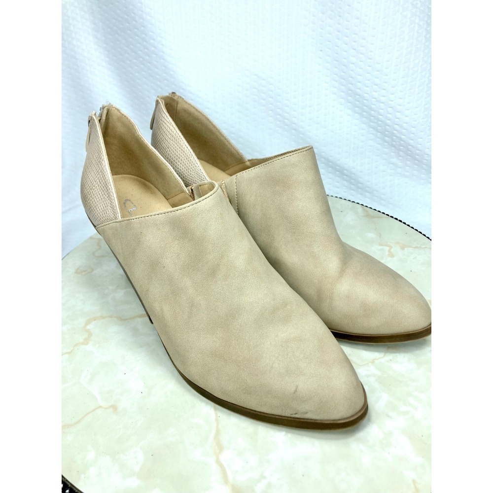 CL by Laundry Wedge Heel Booties Womens 9 Tan Faux Leather Office Western Shoes
